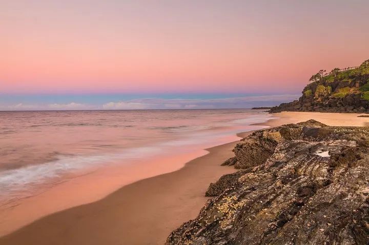 Pastel twilight on the rocks